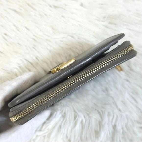 Yves Saint Laurent Gray Wallet with Gold Logo - Picture 9 of 13